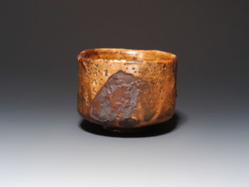 志野茶碗　銘 「福の神」