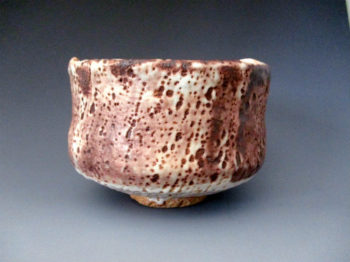 志野茶碗　銘「藤の川」