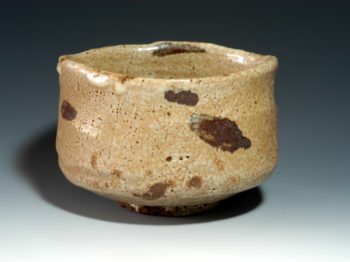 志野茶碗　銘 「山ノ神」