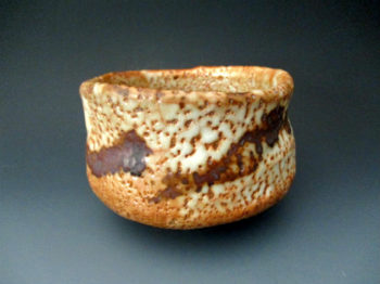 金華山志野茶碗　銘「蝉丸(せみまる)」