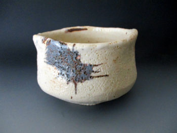 白い志野茶碗