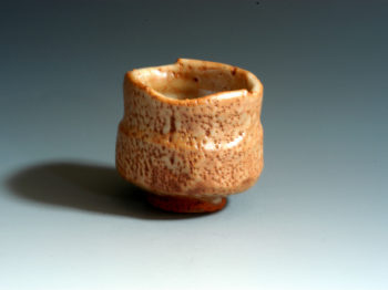 無地志野ぐいのみ