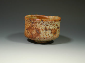 志野茶碗　銘 ｢萩葎 (はぎむぐら)｣　