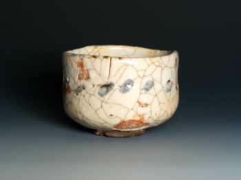 志野茶碗　銘 「ほたる」